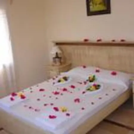 Peda Gumbet Holiday Beach Feriested 3*