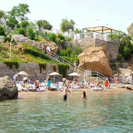 Peda Gumbet Holiday Beach Resort 3*