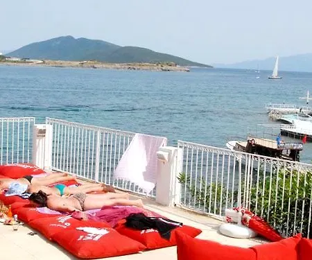 Peda Gumbet Holiday Beach Resort 3*